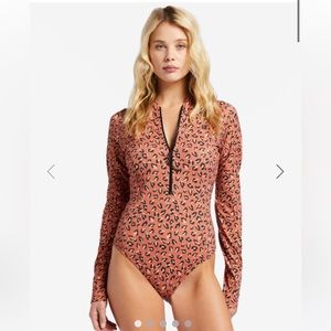 Billabong A/Div Biarritz Long Sleeve Swimsuit- cheetah print size small